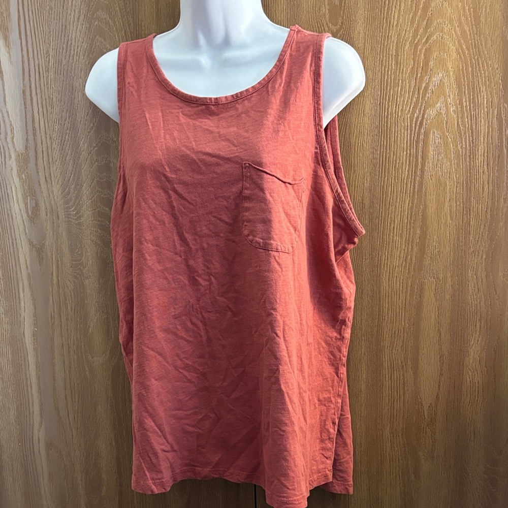 🎉 Sonoma Women's Rust Tank Top with Pocket